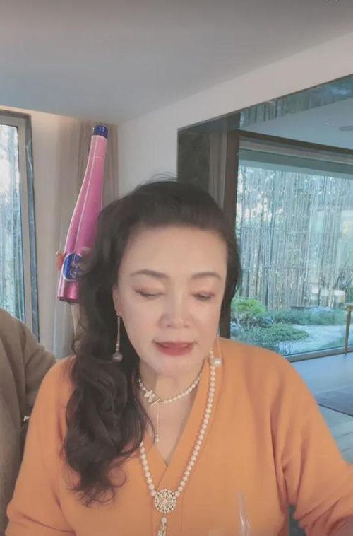 张兰直播爆料回放视频在线观看,回放视频内容大汇总